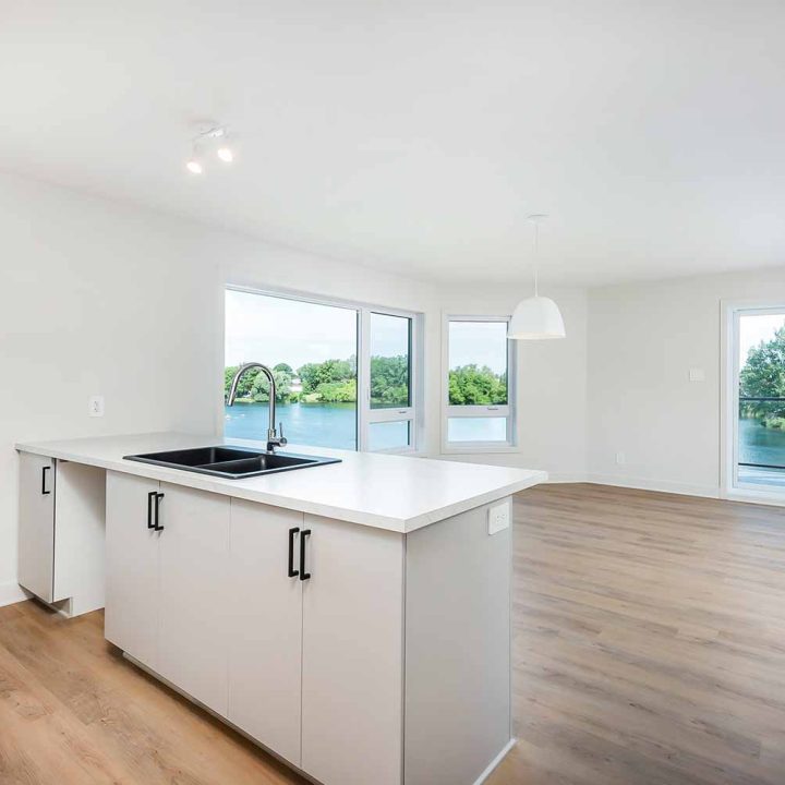 pacieux condo à louer à Valleyfield